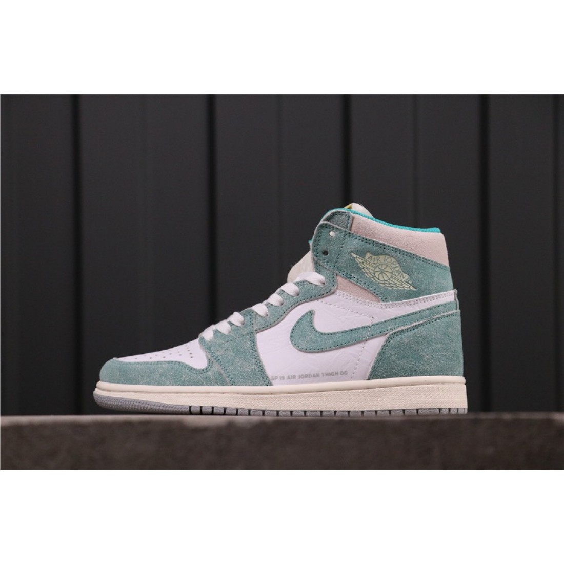 Air Jordan 1 High Turbo Green 555088 311 Bílá Zelená 555088 311